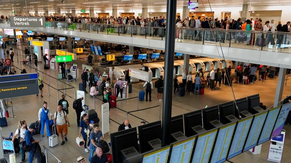 Nga 19 shtete në 30, zgjerohet lista e vendeve që u ndalohet udhëtimi në SHBA